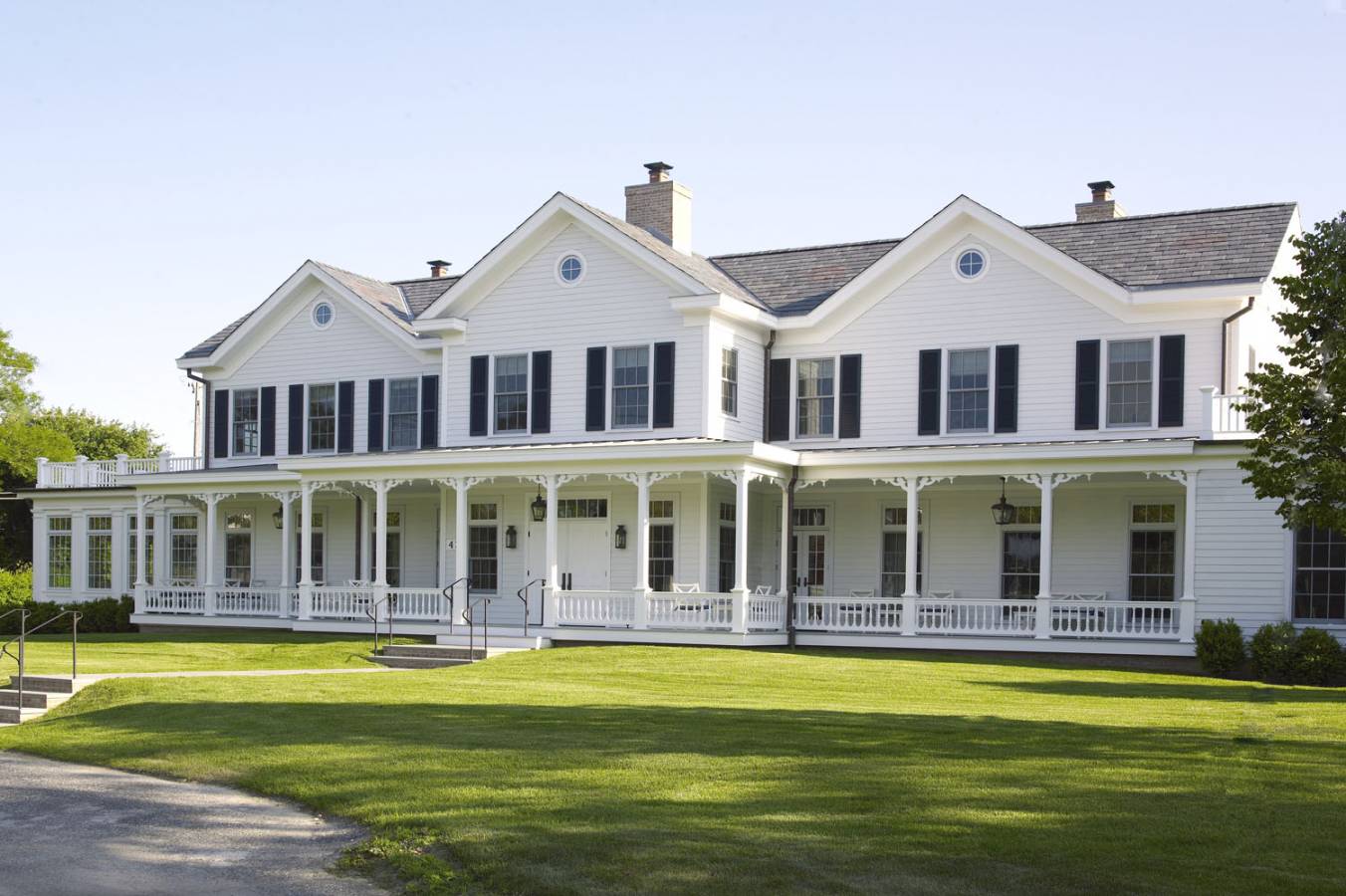 Quogue Club Exterior Front